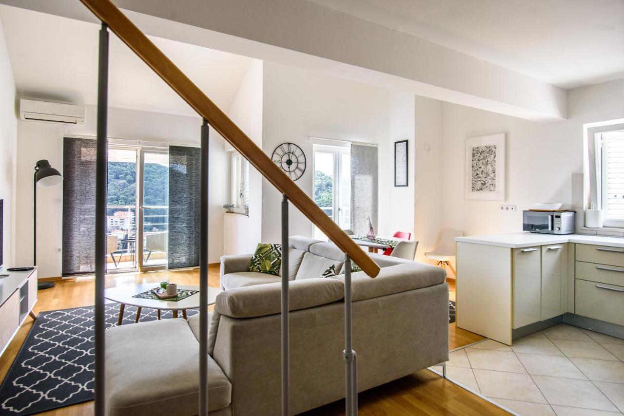 Homes Summer Night Appartement